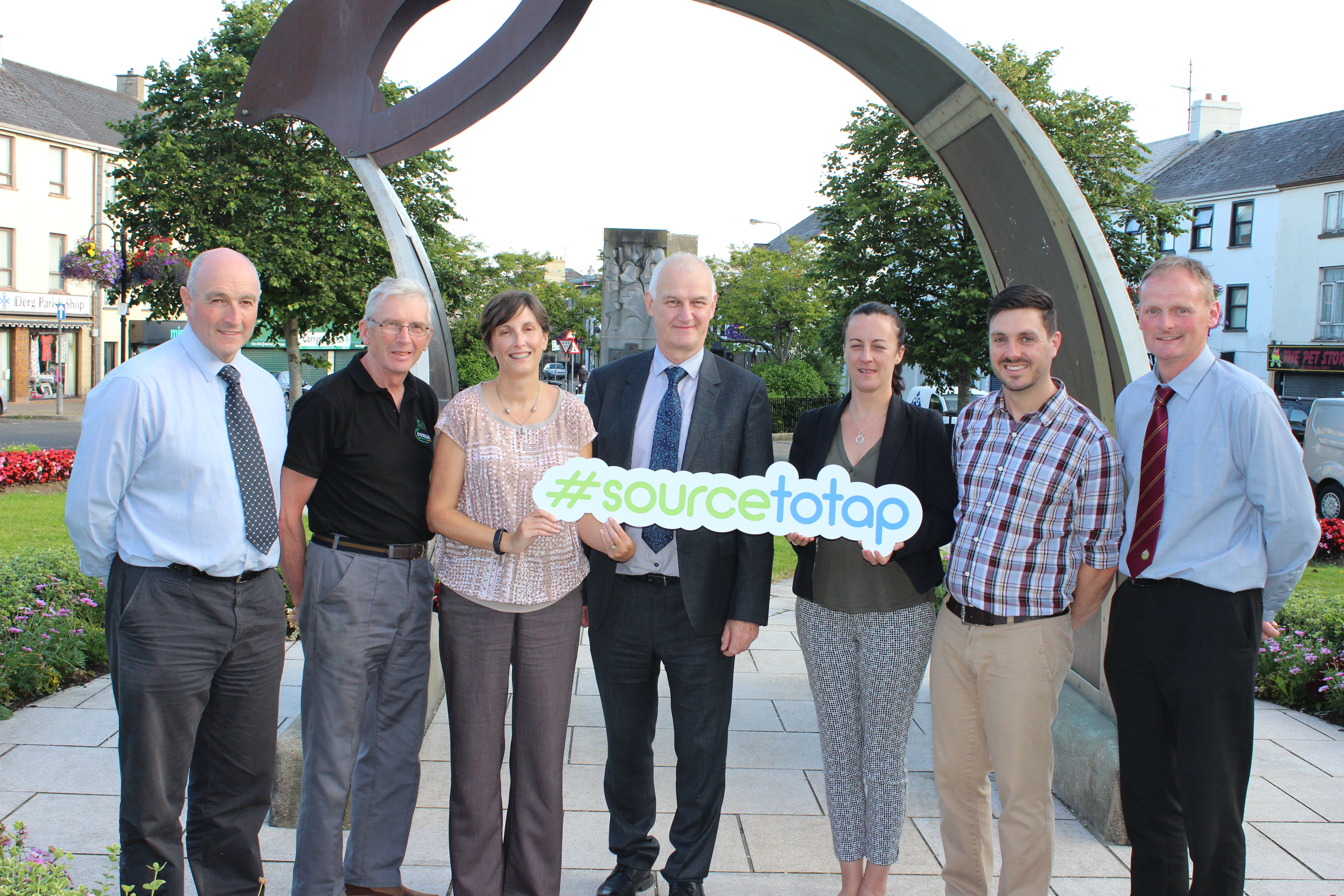 Robin Bolton, CAFRE, Michael Chance, IFA (Irish Farmers’ Association) Donegal County Chairman, Diane Foster, Source to Tap Project Manager, Paul Harper, NI Water Director of Asset Delivery, Trudy Higgins, Irish Water, Environmental Strategy Lead, Mark Horton The Rivers Trust and David Brown Deputy President UFU.